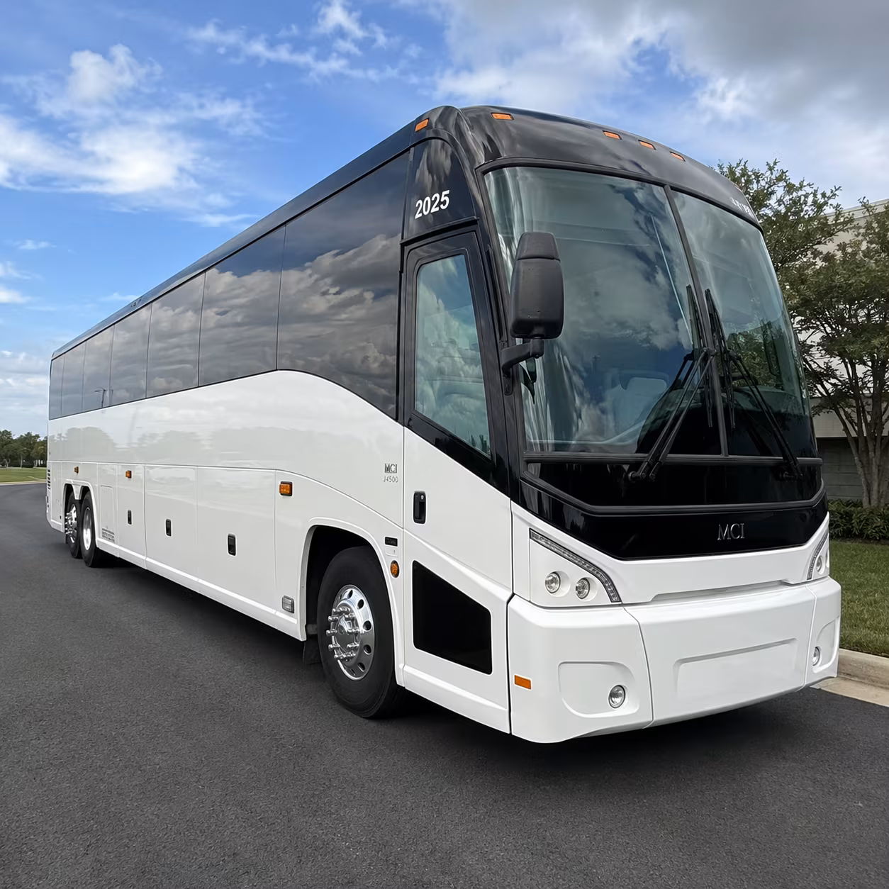 Winston-Salem Airport Shuttle & Transportation party bus exterior